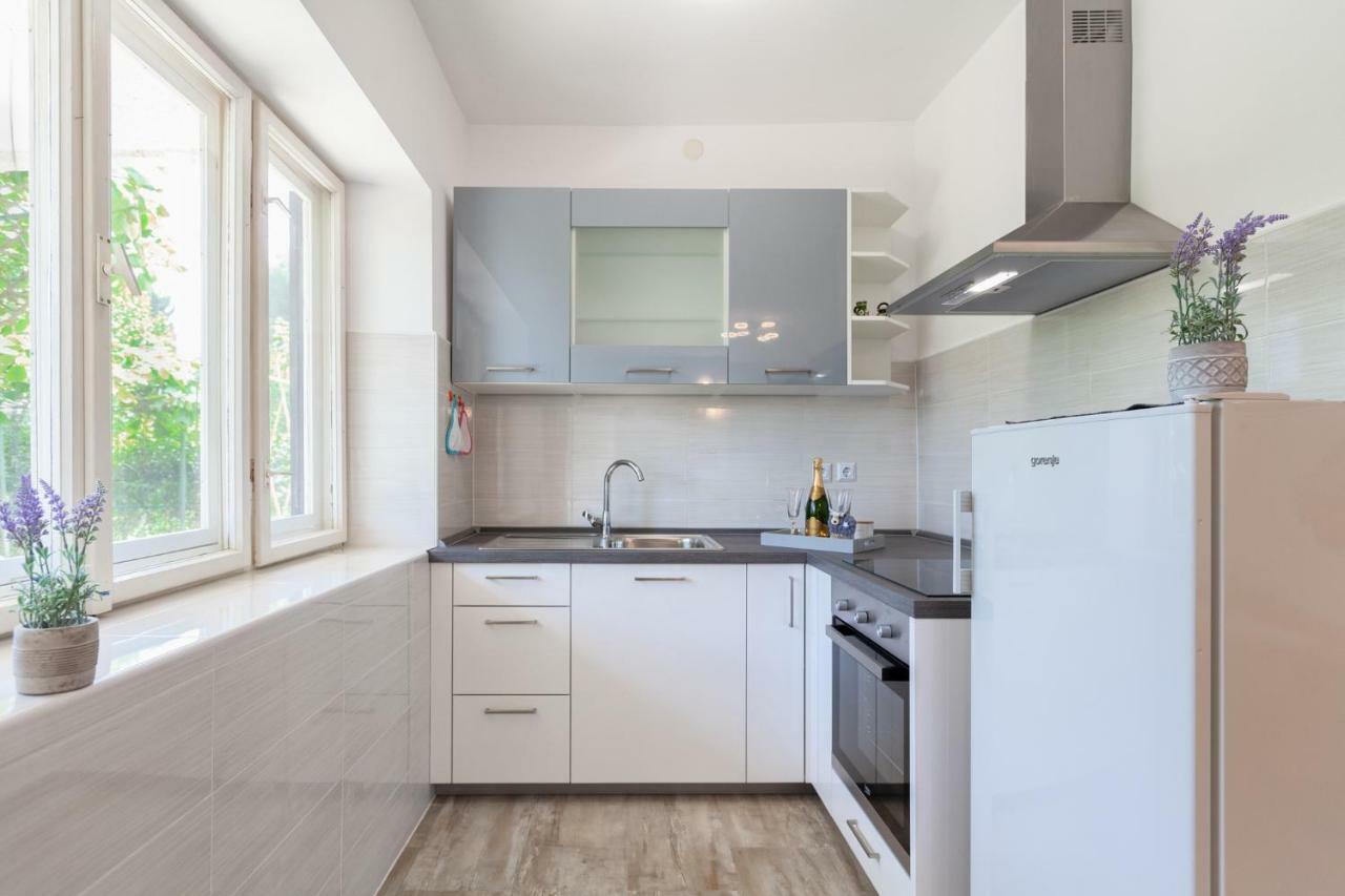Apartment Ema Premantura Ngoại thất bức ảnh